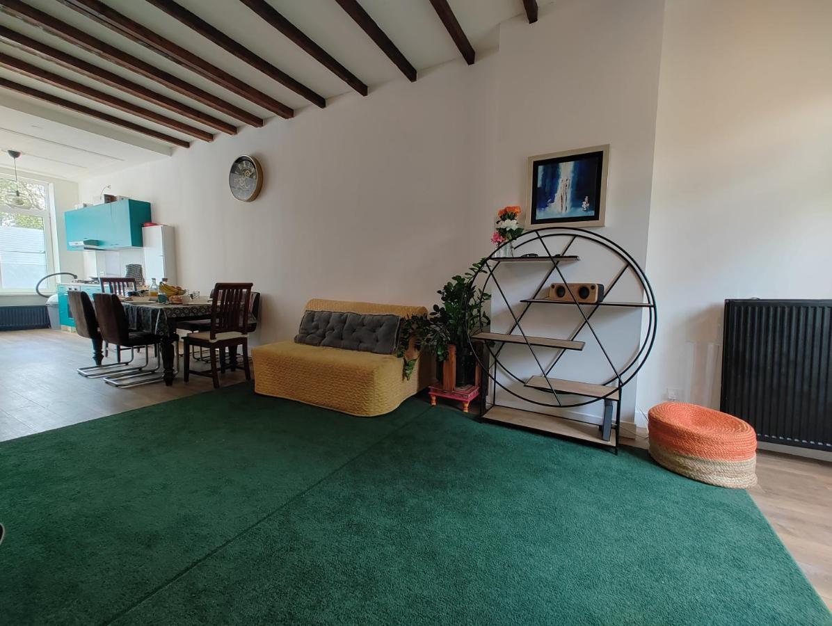 روتردام The Diesel Bed And Breakfast المظهر الخارجي الصورة