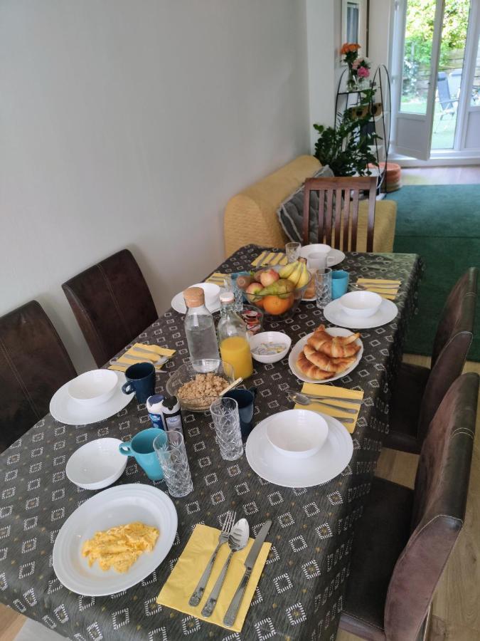 روتردام The Diesel Bed And Breakfast المظهر الخارجي الصورة