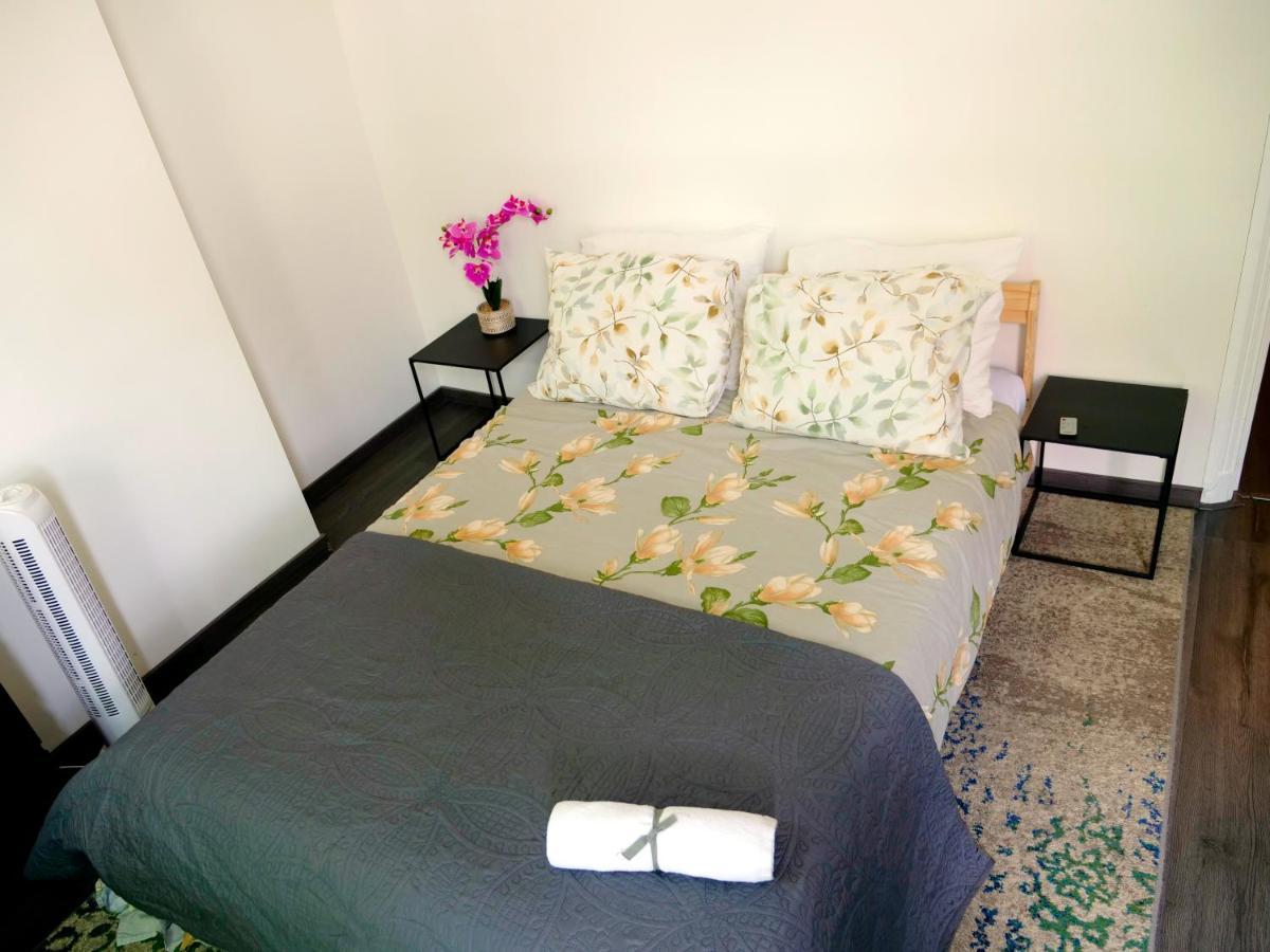 روتردام The Diesel Bed And Breakfast المظهر الخارجي الصورة